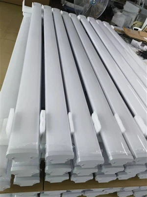 Tecnologia e aplicações de iluminação moderna LED de luminária linear
